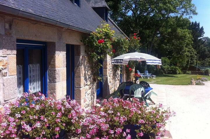 Ferienhaus für 4 Personen, mit Garten und Terrasse in Crozon