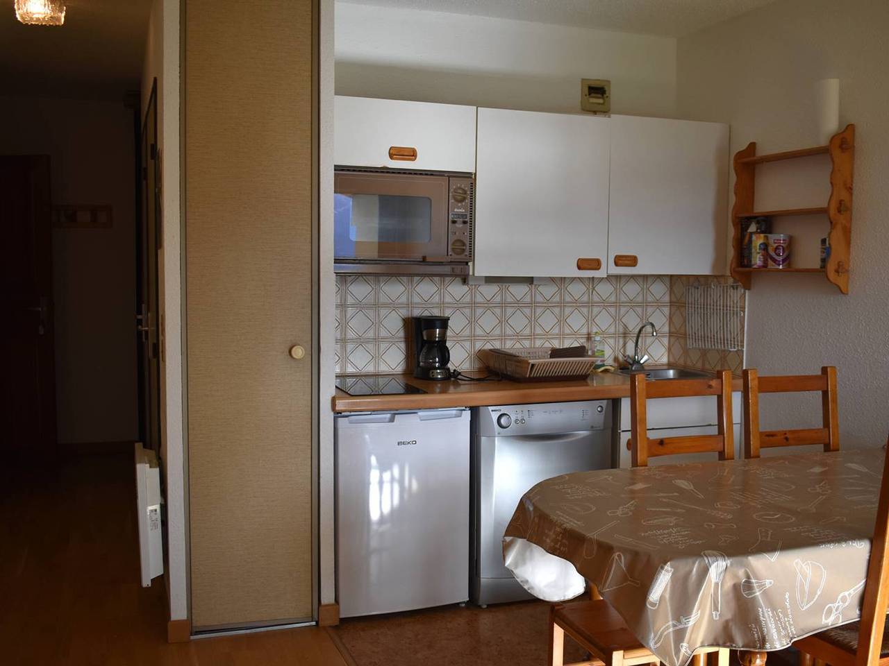 Ganze Wohnung, 2-Zimmer Kabine mit Balkon und Parkplatz in Font-Romeu in Font-Romeu-Odeillo-Via, Prades und Umgebung