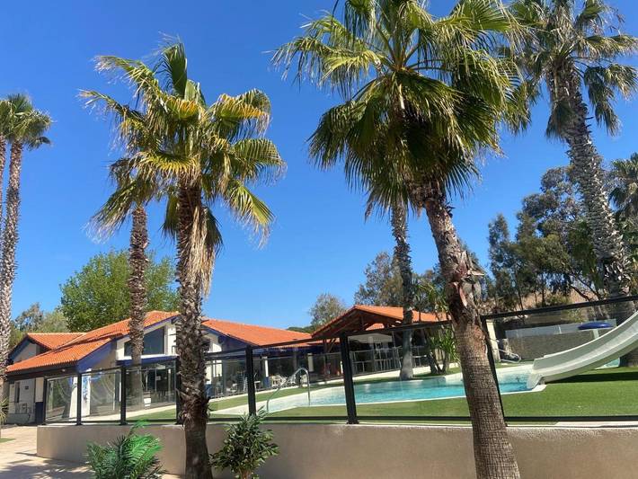 Location de vacances pour 6 personnes, avec piscine ainsi que jardin et vue dans Plages des Cabanes de Fleury - 2