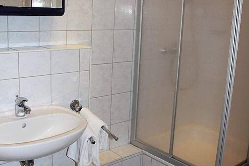 Entire apartment, Gemütliche Ferienwohnung (45qm) mit Balkon in Bad Birnbach, Eastern Bavaria