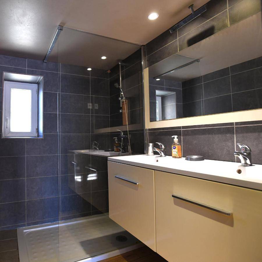 Two-Bedroom House in Séranon, Région de Cannes