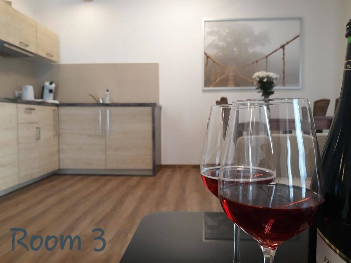Ganze Wohnung, Two-Bedroom Apartment in Reutlingen, Neckar-Alb