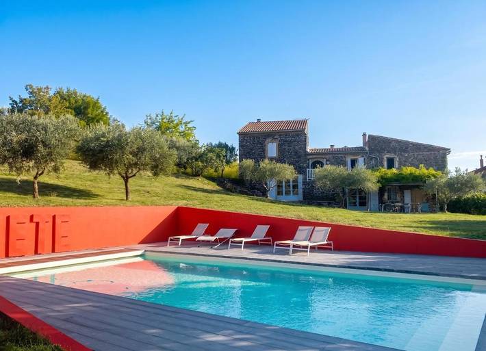 Location de vacances pour 11 personnes, avec Terrasse ainsi que Jardin et Piscine à Saint-Lager-Bressac - 3