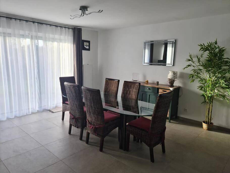 Three-Bedroom House in Loon-Plage, Région de Dunkerque