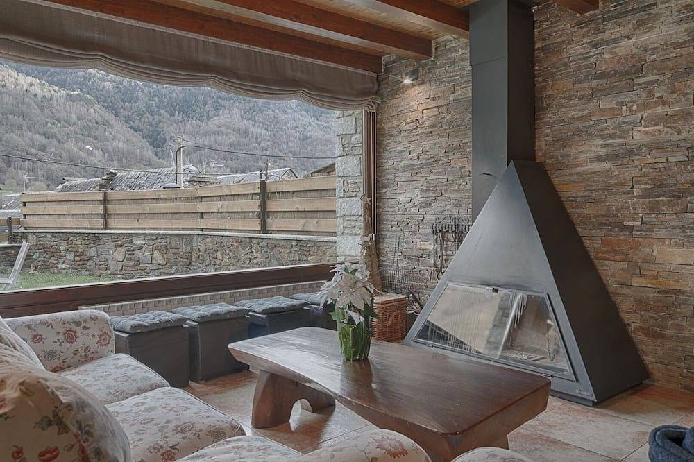 Casa con jardín, en Bossost , Valle De Aran in Bosost, Pirineo Catalan