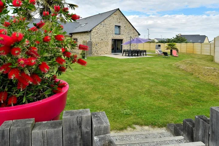 Holiday home for 10 people, with terrace - 1