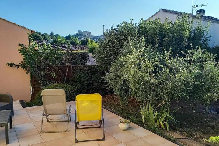 Casa de vacaciones para 8 personas, con jardín además de vistas y terraza, Se admiten mascotas - 1