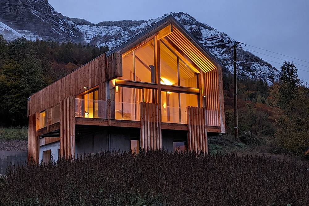 Chalet Familial à la Montagne Proche Stations de ski Prestations Para-hôtelières in La Fare-en-Champsaur, Parque Nacional de los Ecrins