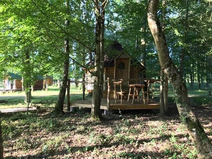 Location de vacances pour 4 personnes, avec Terrasse et Jardin ainsi que Piscine et Vue dans Charny-Orée-de-Puisaye - 3