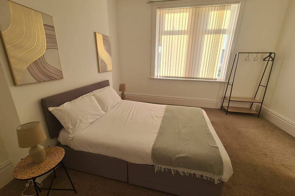 Lovely four bed Roker house in Roker, Sunderland