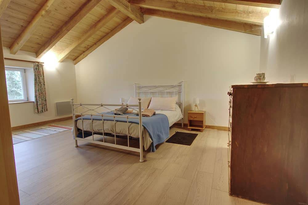 Le Magnolia, 4 bedroom house with private pool in the Lot et Garonne in Lacapelle-Biron, Villeneuve-sur-Lot und Umgebung