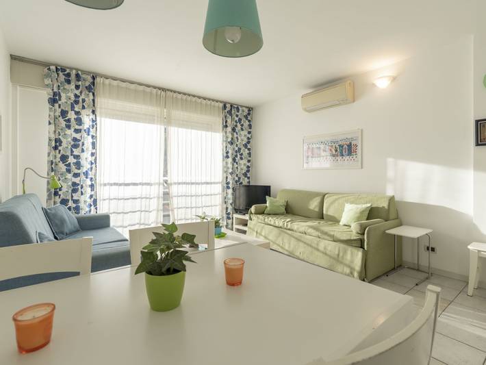 Ferienwohnung für 2 Personen in Santo Stefano al Mare