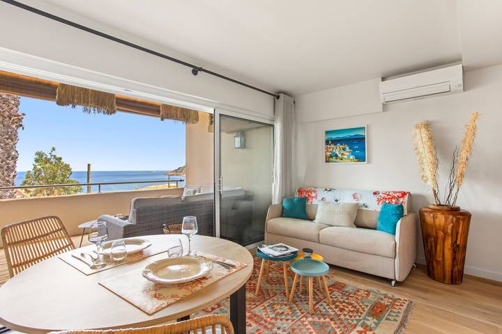 Location de vacances pour 4 personnes, avec Balcon à Ramatuelle
