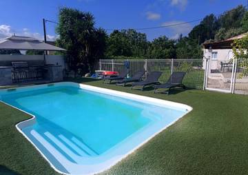 Gîte pour 4 personnes, avec piscine ainsi que jardin et jacuzzi à Puget-Ville