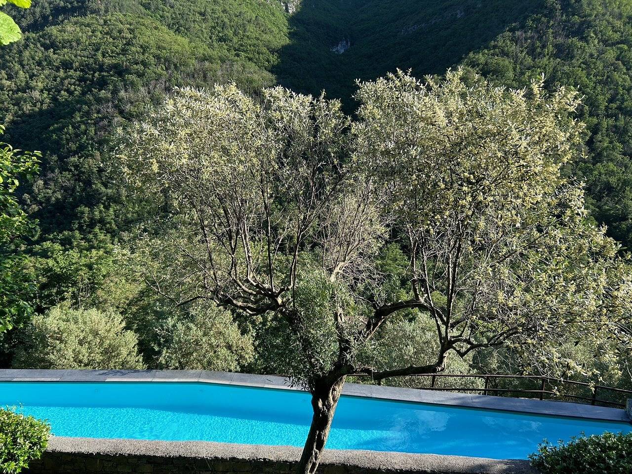 Ferienhaus für 4 Personen mit Pool in Colletta, Castelbianco