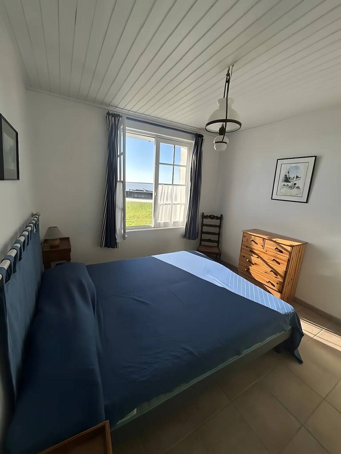 Maison de vacances 'Maison Verte' avec vue sur la mer, terrasse privée et Wi-Fi in Loix, Île de Ré