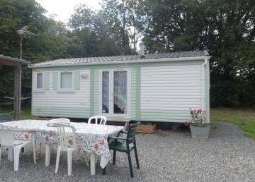 Mobil home pour 8 personnes, avec vue sur le lac ainsi que terrasse et jardin dans Chemillé-en-Anjou