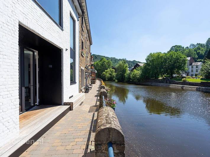 Maison de vacances pour 7 personnes, avec vue sur le lac ainsi que terrasse et balcon/terrasse à La Roche-en-Ardenne