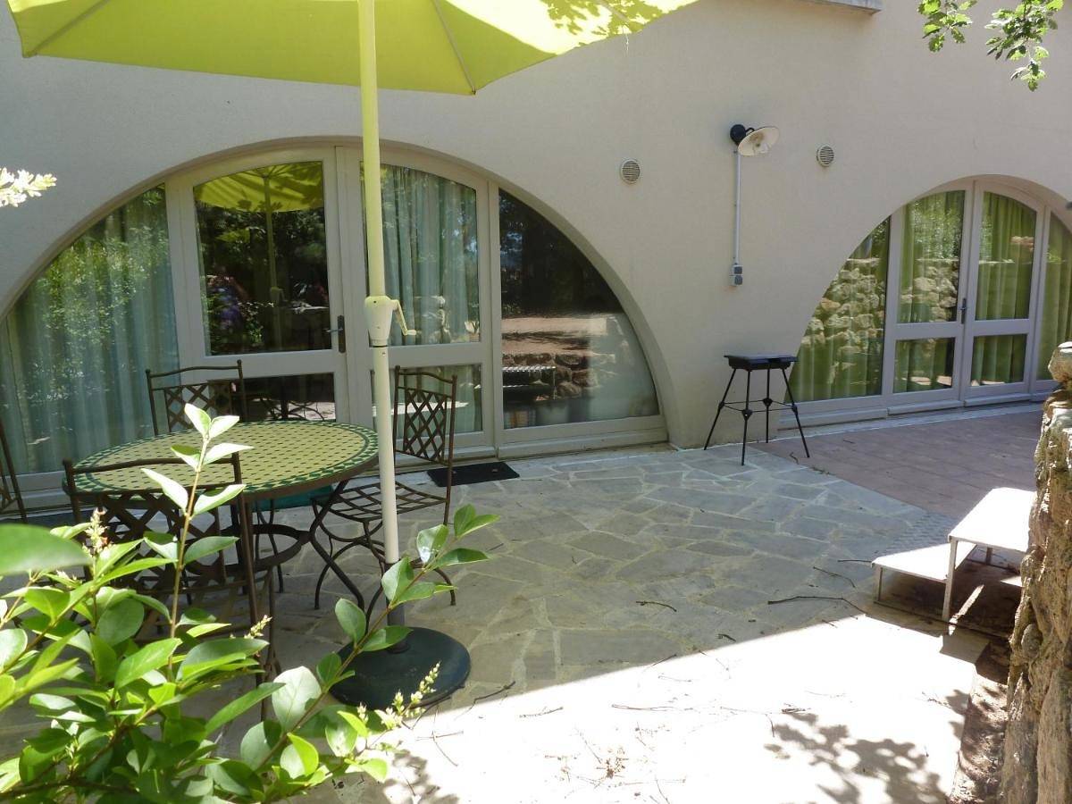 Appartement entier, Apartment - Ground Floor in Ailhon, Parc naturel régional des Monts d'Ardèche