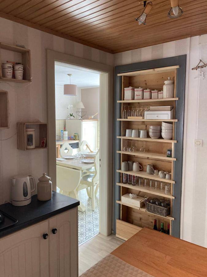 Gîte pour 6 personnes, avec terrasse ainsi que vue et jardin dans Bowling La Bresse
