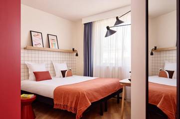 Hôtel pour 2 personnes, avec piscine et sauna, animaux acceptés à Issy-les-Moulineaux