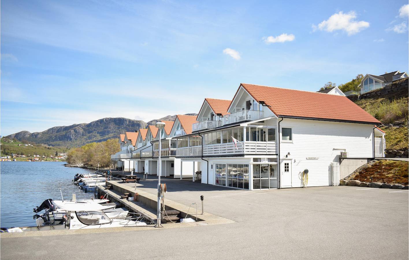 Ferienhaus für 8 Personen mit Terrasse in Vikebygd, Vindafjord