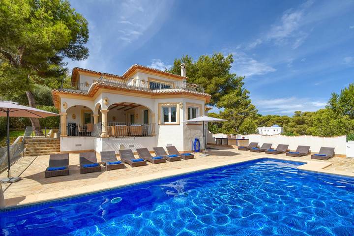 Chalet para 12 personas, con Jardín y Piscina en Jávea