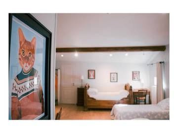 Gîte pour 8 personnes, avec piscine et jardin à Cournanel