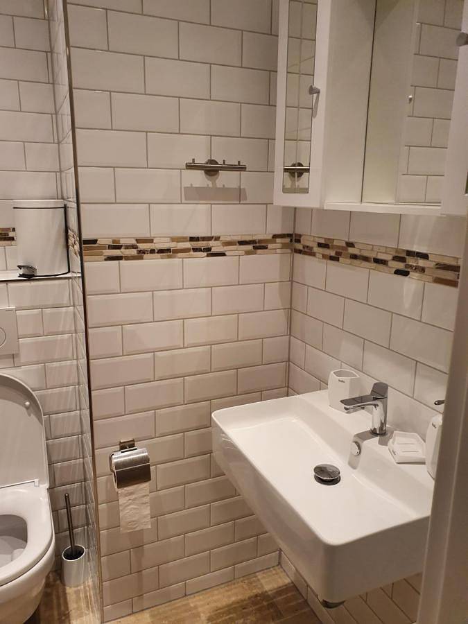 Ganze Ferienwohnung, Deluxe Double Room (2 Adults + 1 Child) in Rosenheim, Oberbayern