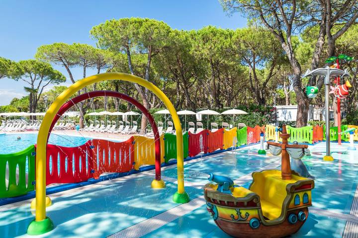 Ferienhaus für 6 Personen, mit Pool in Lido di Jesolo