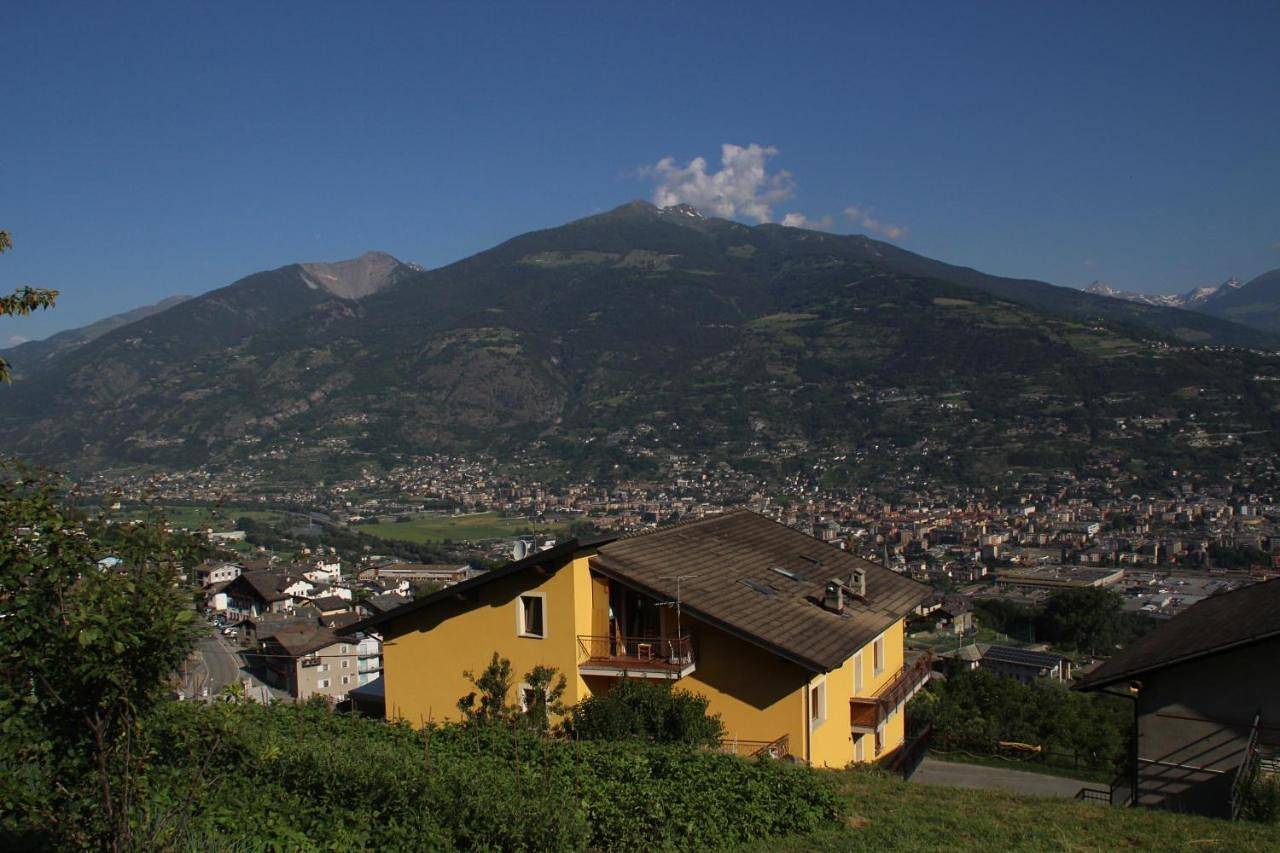 Appartement entier, Maison du Chasseur in Charvensod, Comune di Charvensod