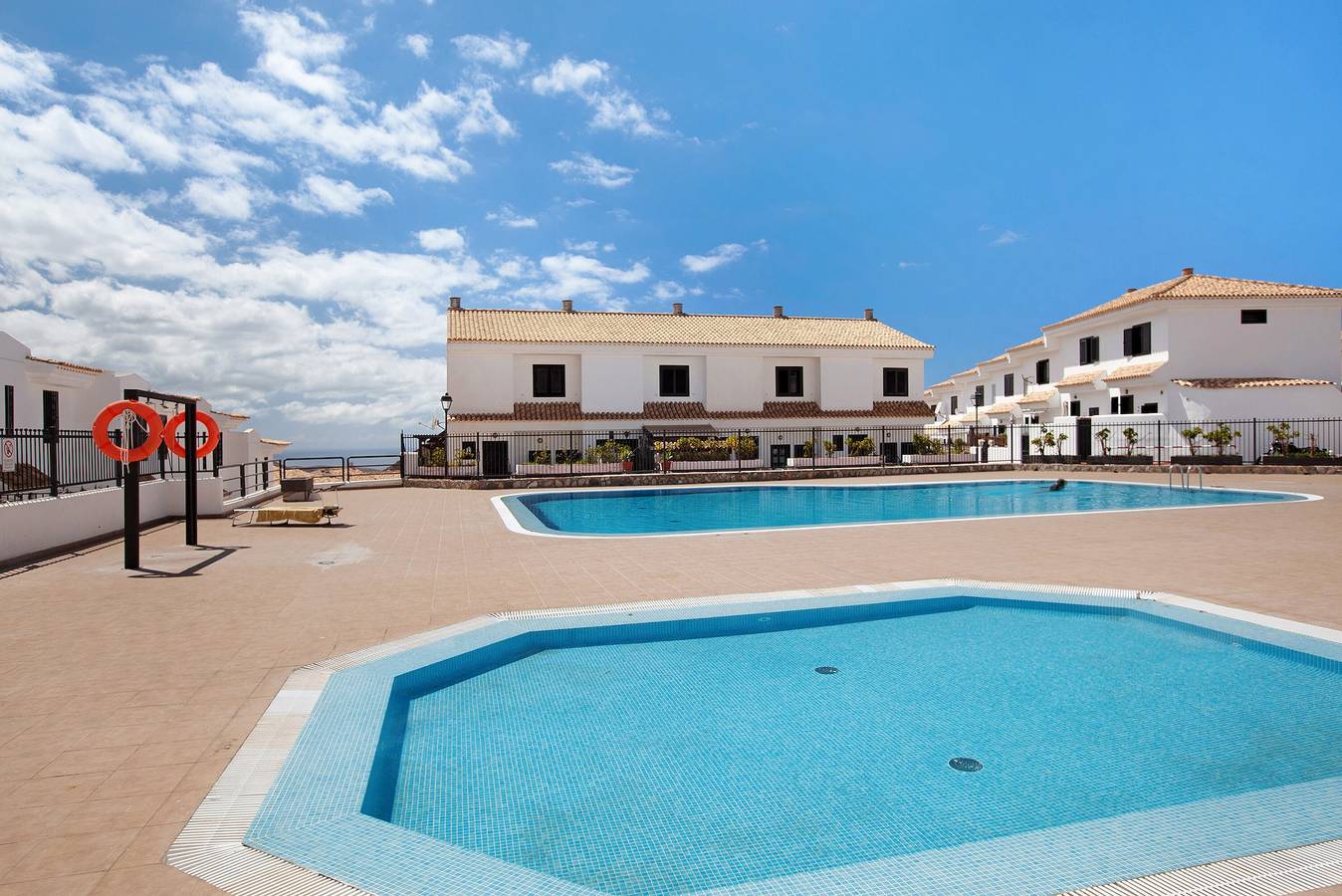 Casa Dos Ángeles mit Bergblick, Pool, Klimaanlage, Wlan, Garten und Terrasse in Chayofa, Arona