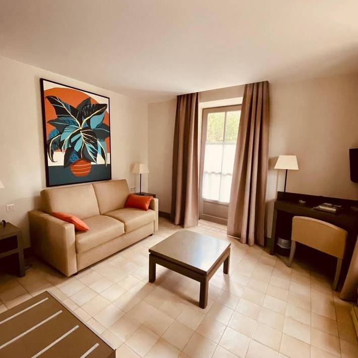 Hôtel pour 2 personnes, avec sauna et piscine ainsi que jardin et vue dans Abbaye de Saint Michel de Frigolet - 2