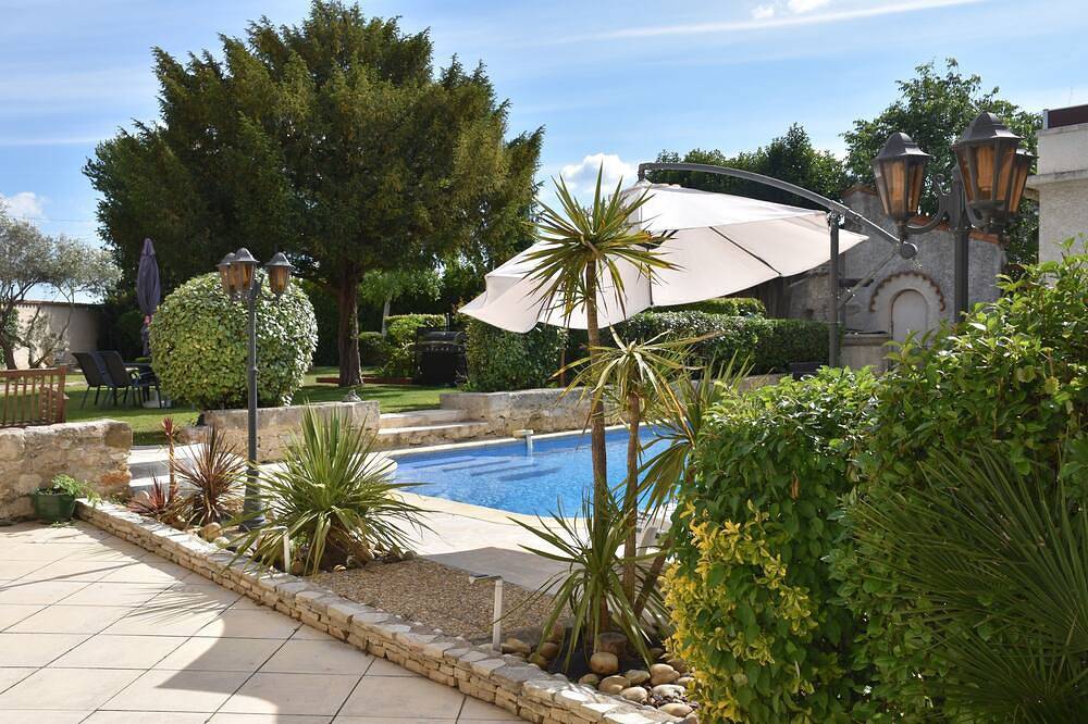 Apartamento entero, Le Gîte Romain 25m²: piscina y jardín - Sommières in Sommières, Region de Nimes