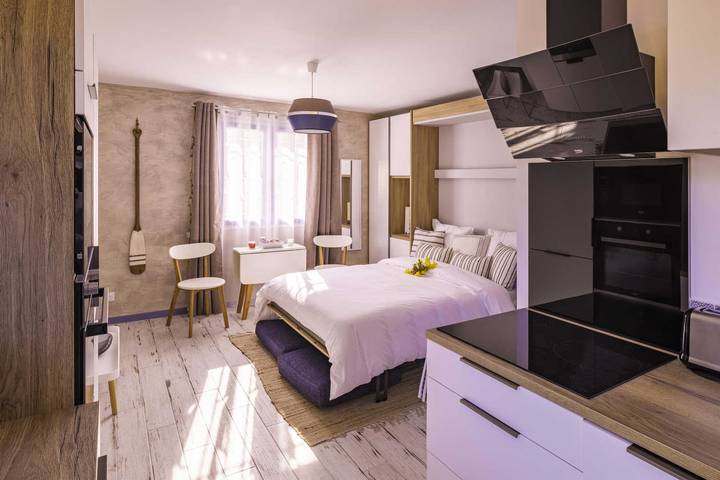 Gîte pour 2 personnes, avec piscine et jardin à Théza - 2