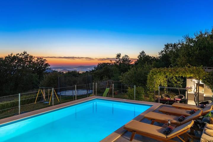 Ferienhaus mit Meerblick für 8 Personen, mit Pool und Garten in Split-Dalmatien - 3