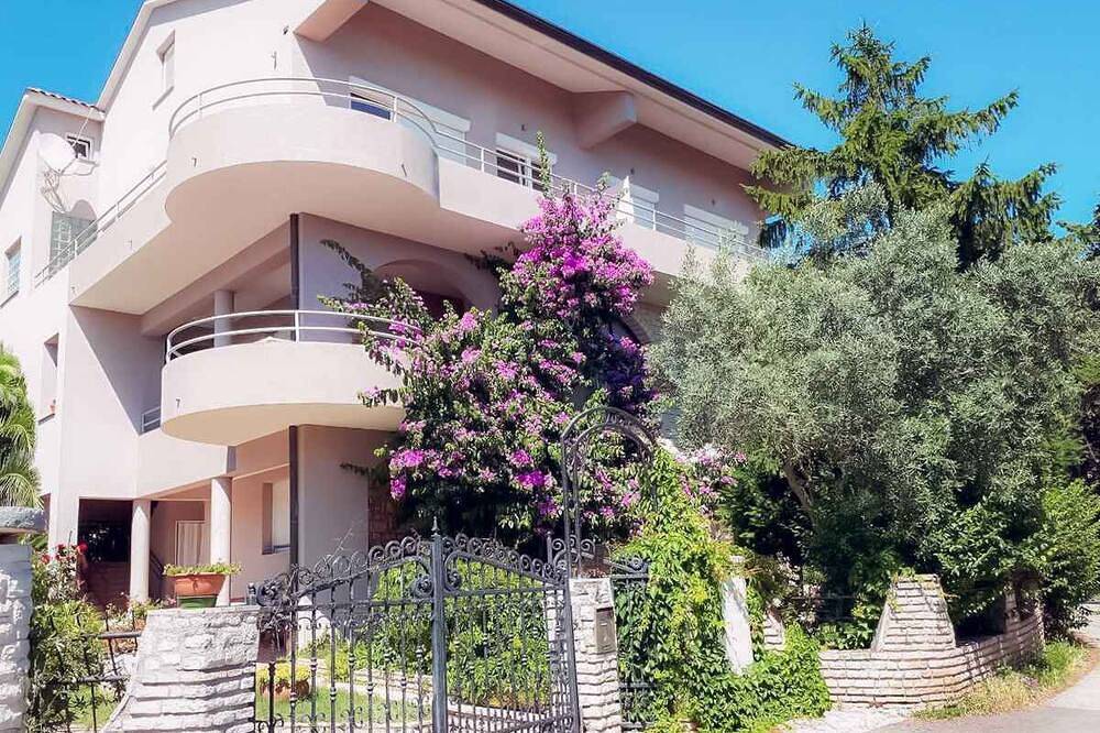 Appartamento vacanze a Medolino a partire da 101€ a notte
