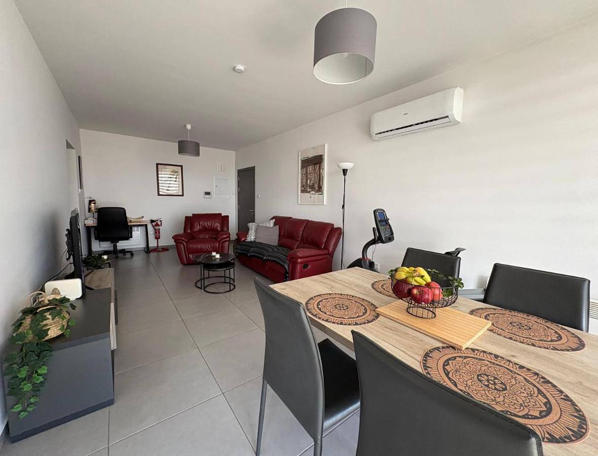 Appartement entier, Modern 2Br near Unic & Engomi Mall in Engomi, Chypre du Sud