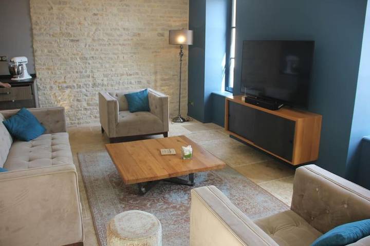 Location de vacances pour 8 personnes, avec vue et jardin, animaux acceptés à Volnay - 3