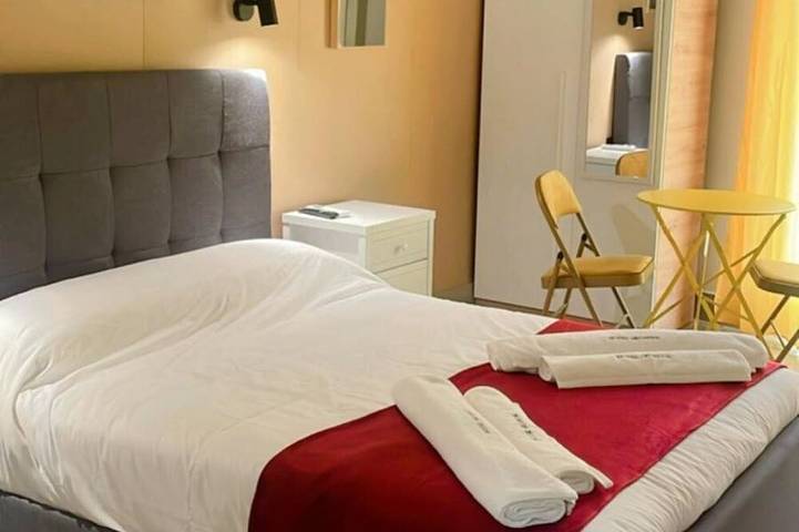 Hotel para 3 personas - 1