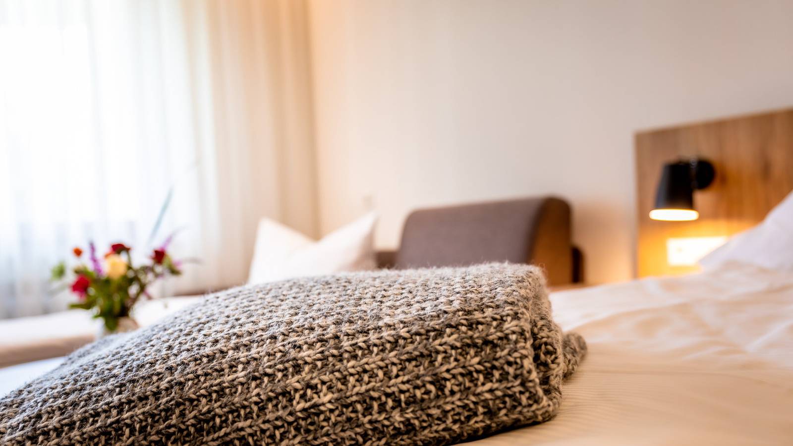 Ganze Wohnung, Apartment im Gästehaus Gehri mit Blick über Landschaft, ruhig, zentral und mit Wohlfühlcharakter in Waldkirch, Südschwarzwald