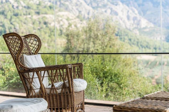 Location de vacances pour 12 personnes, avec Terrasse et Jardin ainsi que Piscine et Vue à El Bruc - 2