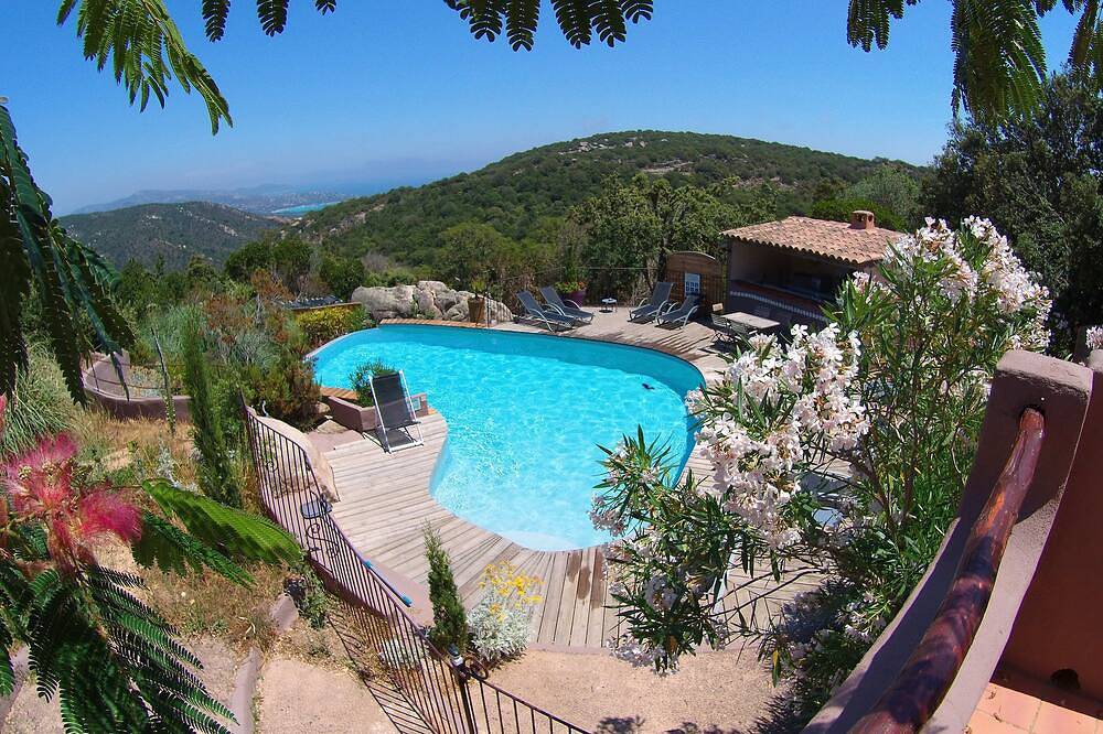 Mini villa indépendante piscine privée vue mer panoramique 2 ch+2 Sdb+ 1 salon in Porto-Vecchio, Arrondissement de Sartène