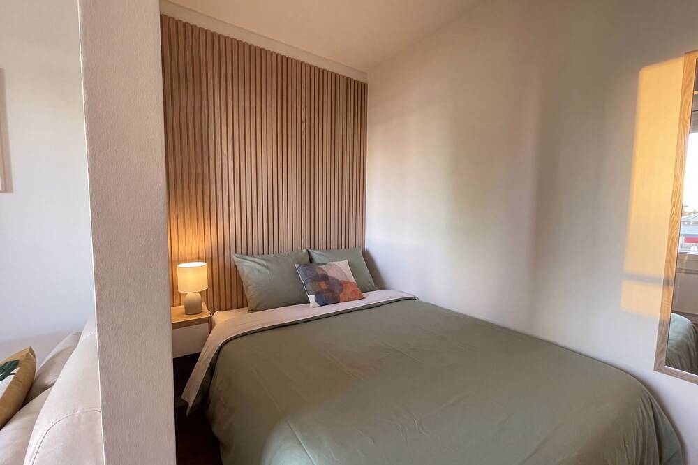 Appartement entier, Élégant studio cosy - Plein centre Haguenau - Proche de toutes commoditées in Haguenau, Nord de l'Alsace