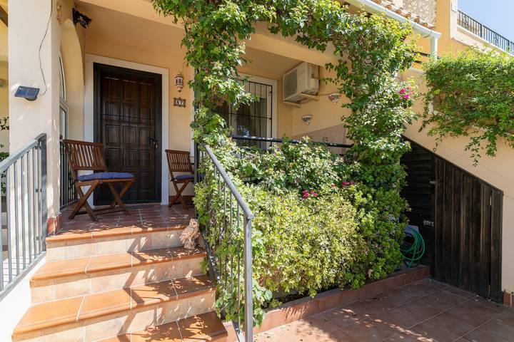 Ferienwohnung für 4 Personen, mit Garten und Kinderpool in Orihuela Costa - 2