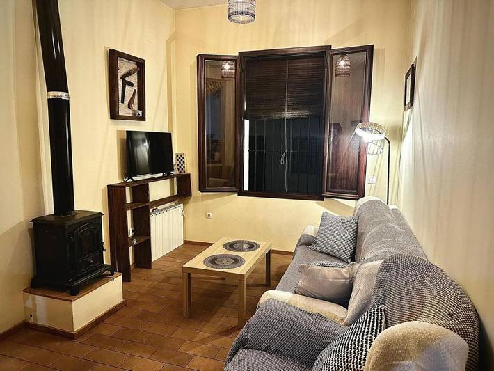 Casa rural para 4 personas, con piscina y balcón en Cazalla de la Sierra - 4