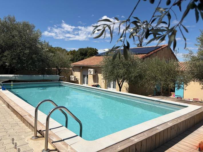 Appartement de vacances pour 2 personnes, avec Terrasse et Jardin ainsi que Piscine et Vue