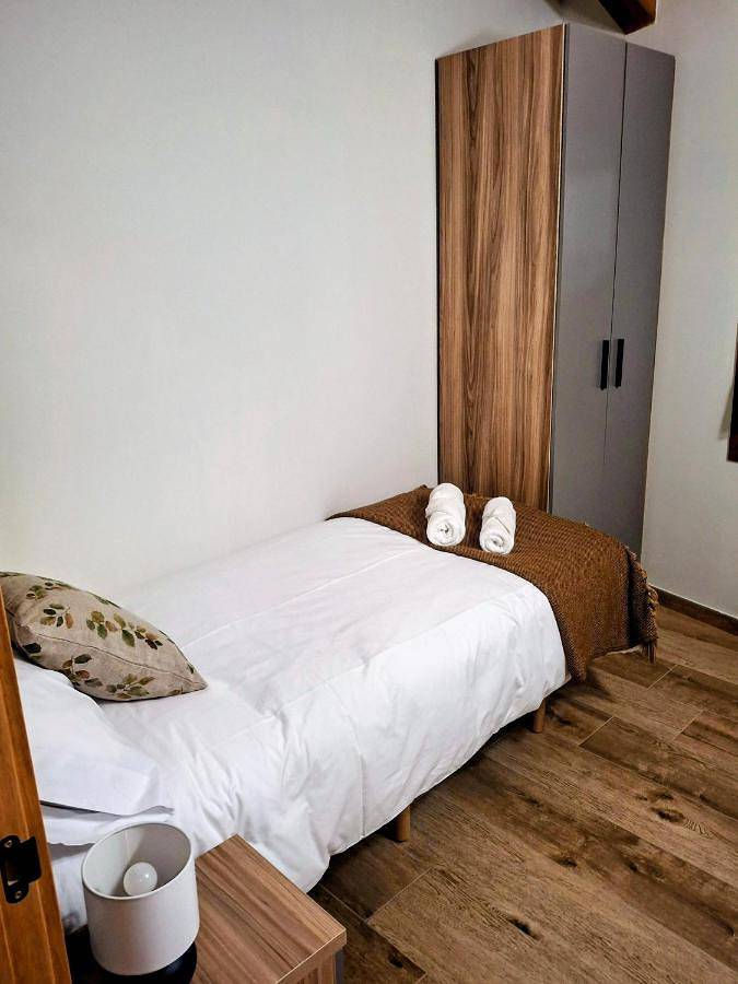 Gîte pour 4 personnes, avec vue et balcon à Castejón de Sos - 2