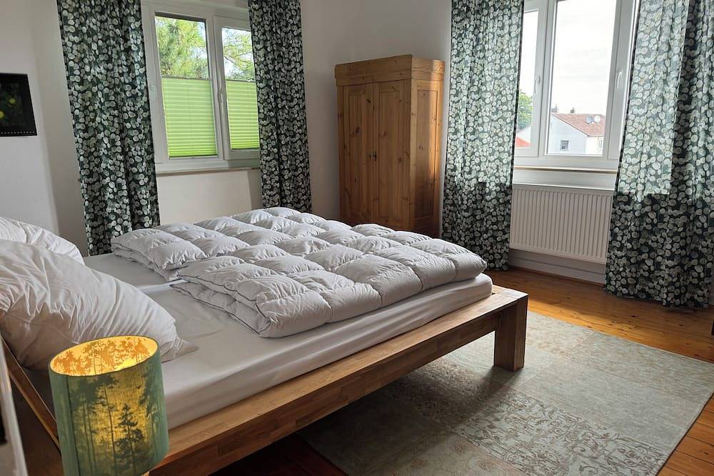 Ganze Wohnung, Geräumig-freundliche Ferienwohnung am Helental in Bad Wildungen  (4 Pers.) in Bad Wildungen, Waldecker Land