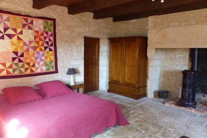 Gîte pour 27 personnes, avec jardin et sauna, animaux acceptés à Saint-Front-sur-Lémance - 3